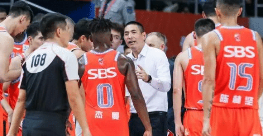 突然发作！国手和教练爆发冲突，篮协处罚张镇麟，NBA球探参与杨翰森