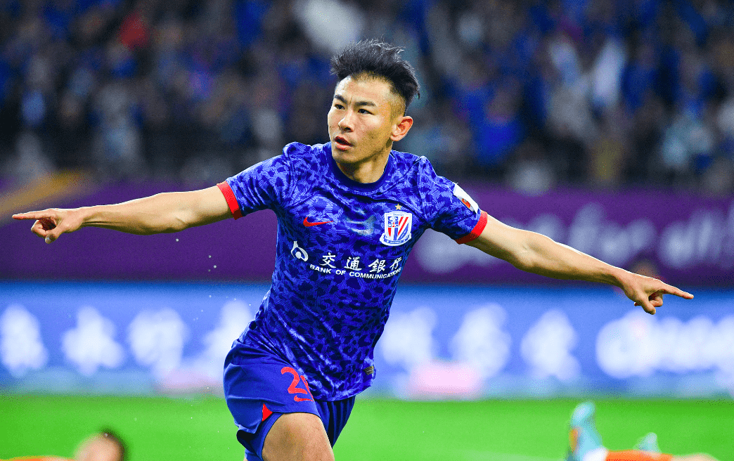 1-0！于汉超一剑封喉申花拿到冠军直穿亚冠山东泰山无缘的足协杯4连冠


比赛背景：
比赛回顾：
比赛精华：