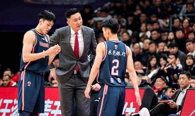 原创
广东男篮VS天津,全明星后卫有望驰援杜锋,徐杰具备登场条件