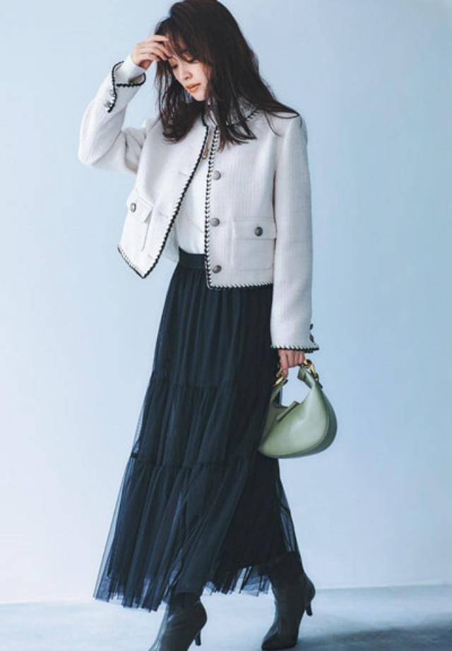 原创
            日本时尚杂志对11月份的服装进行了排名，休闲风、花呢上榜插图14