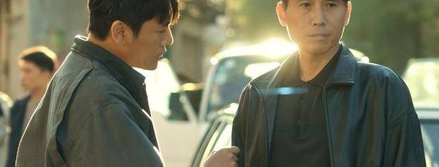 原创原创《三大队》剧中原型人物现状，低三下四卖保险，吃软饭被“蹂躏”