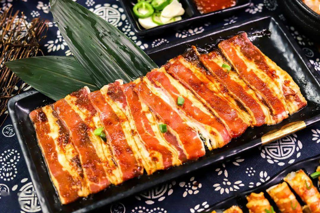 9折享「德辉·九田家」3人日式烤肉餐!爆汁谷饲黑牛肉,1秒满足肉欲!