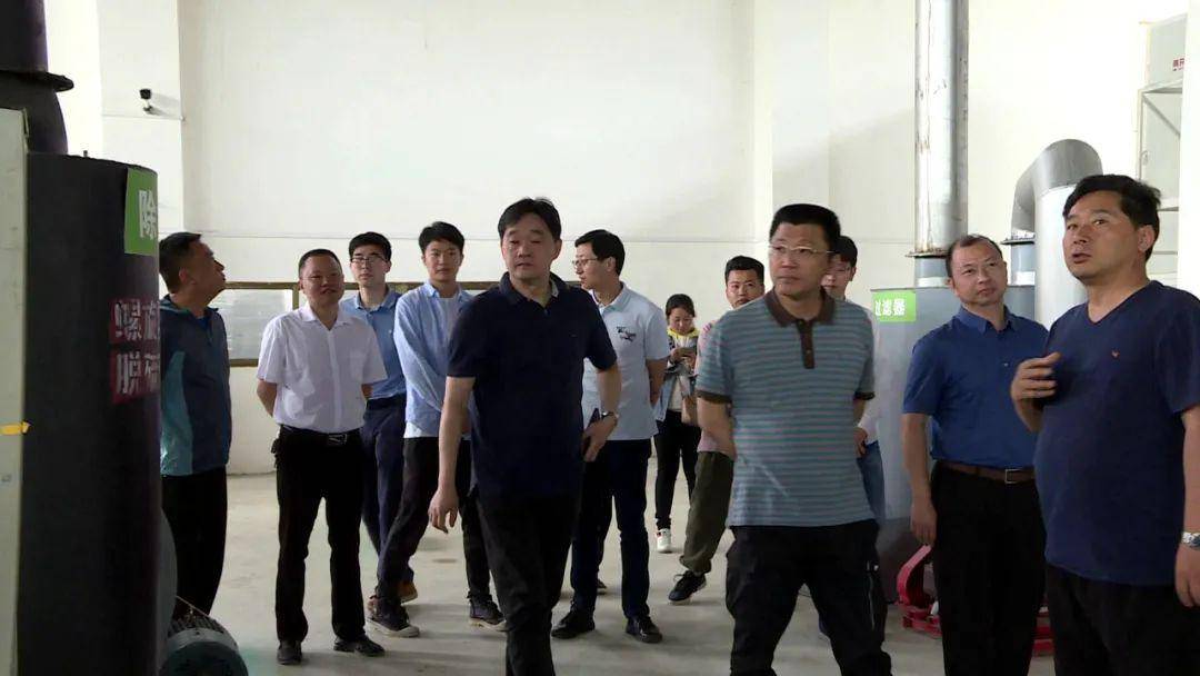 壮溪镇人口_罗小黑战记蓝溪镇(2)