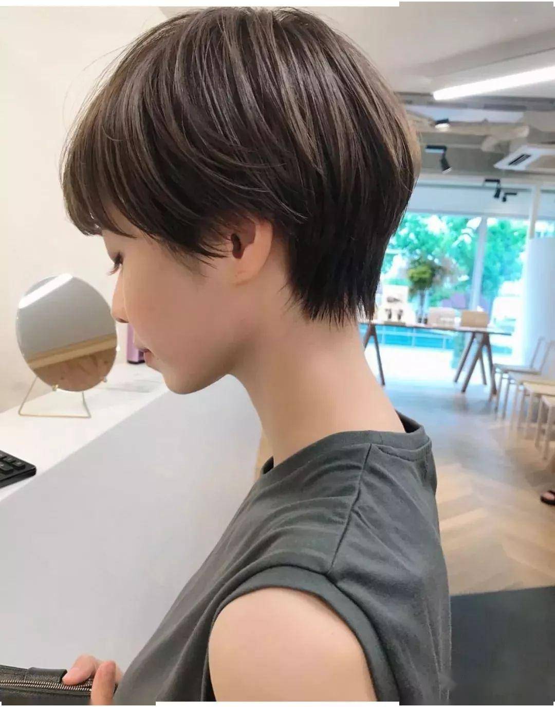 发型样式：雷光&斯诺（人女） - 最终幻想XIV中文维基 - 灰机wiki - 北京嘉闻杰诺网络科技有限公司