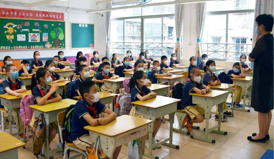 先烈东小学高年级今日返校复课!第一天上这些课!