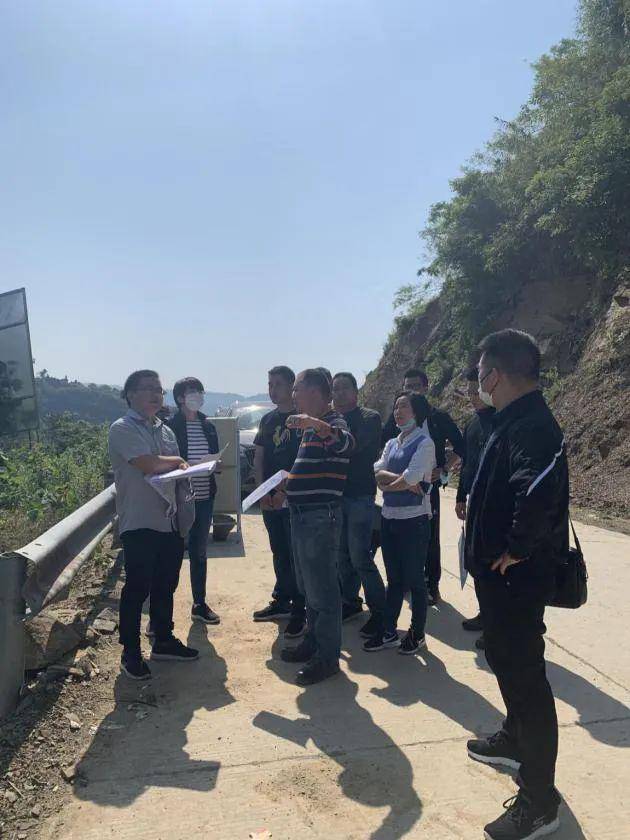 副总工程师吕韬和南江勘察公司总工程师黄永泽一行赴石柱县和万州区