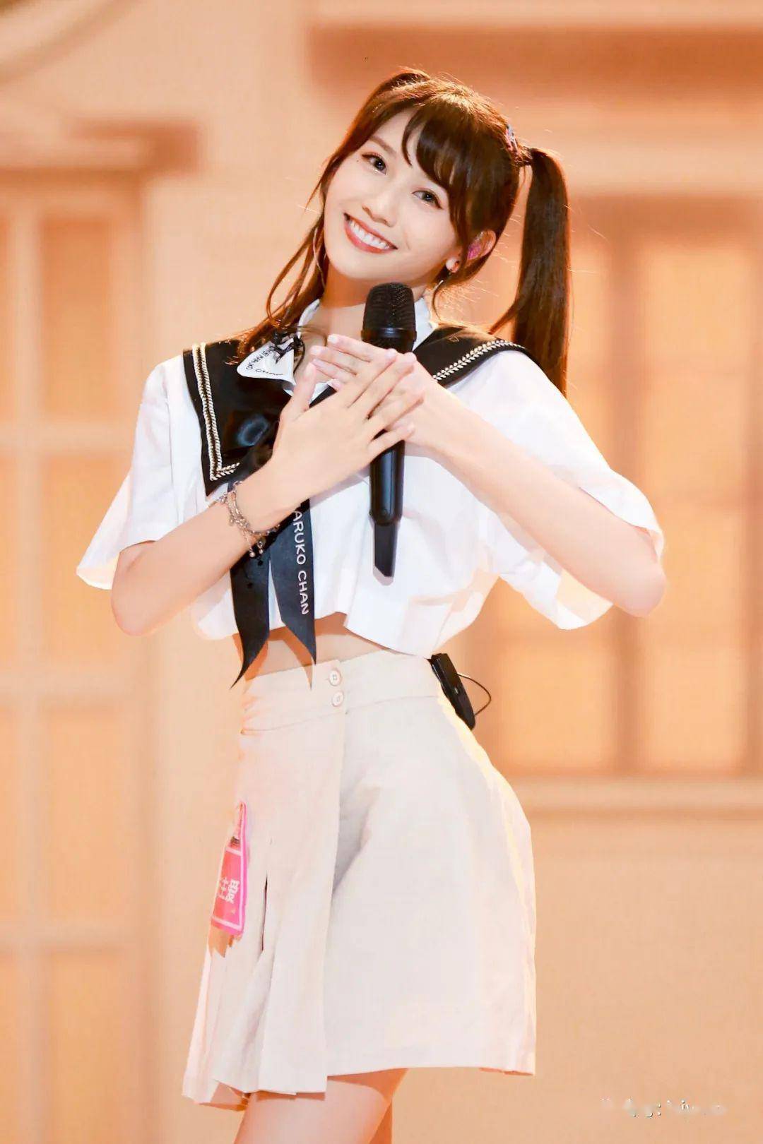 【朱主爱四叶草】创造营2020担任c位唱跳iu的歌,11比10打败强敌获好评