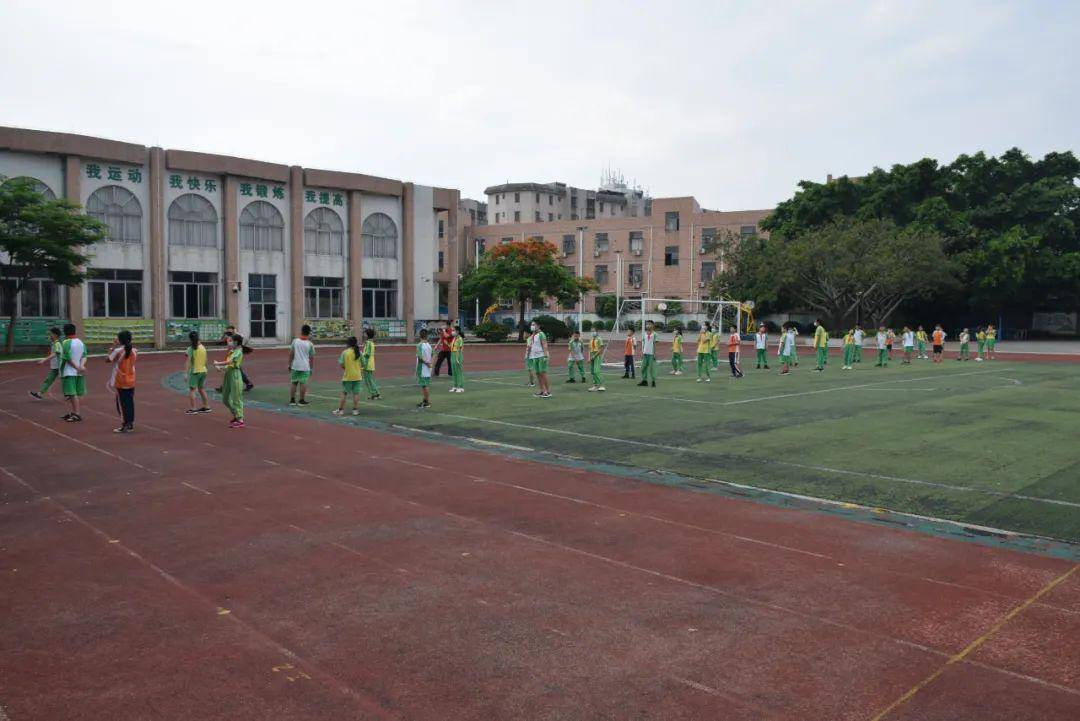 伴初夏日光逐少年梦想记石楼镇中心小学高学段学子顺利复课