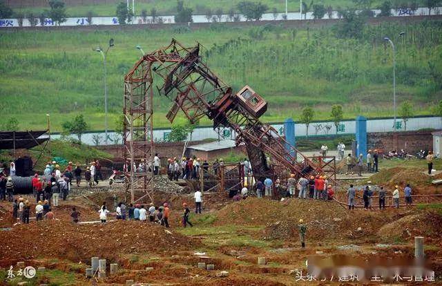 突发!安徽宣城一工地发生塔吊倒塌事故!导致1人死亡!塔吊事故如何预防?