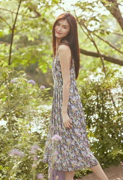 美人计|穿高圆圆的绿色碎花裙,你得这样化妆才行 美人计|穿高圆圆的绿色碎花裙,你得这样化妆才行