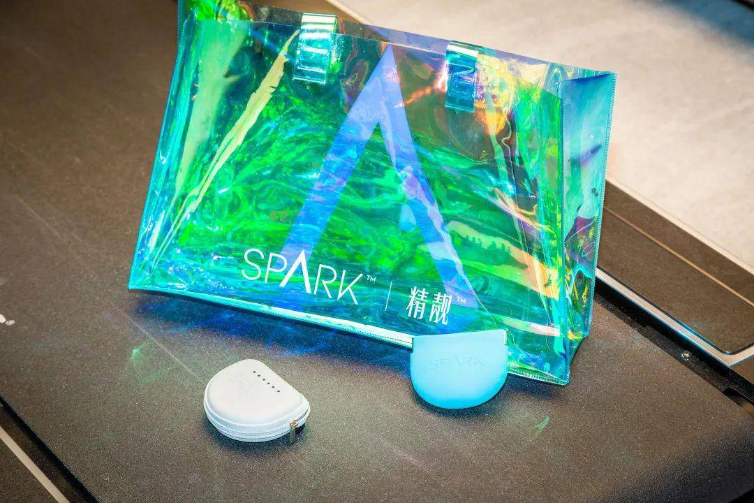 spark精靓微笑夏日幻彩装点生活