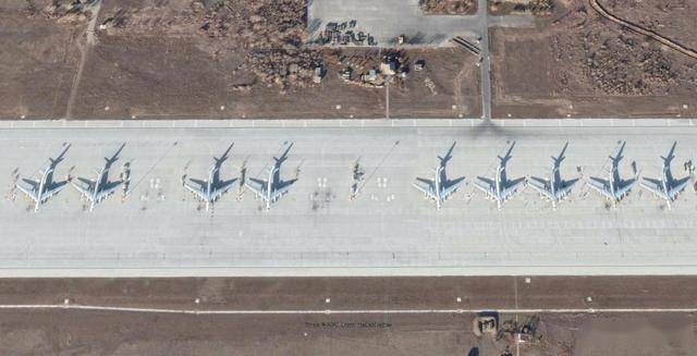 卫星照片曝光俄罗斯空军战略轰炸机基地