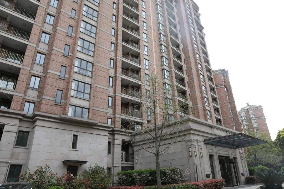 碧云周边| 《金桥瑞仕花园》106套住宅突发入市 83-125平米 均价8.