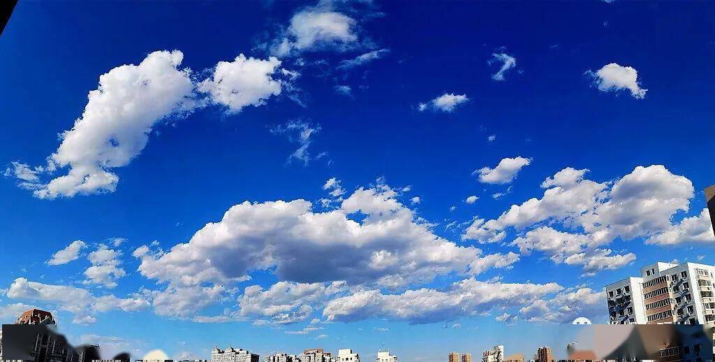 初夏 美云天_天空