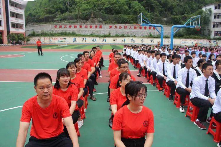 直击天峨县民族中学2020年中考58誓师大会