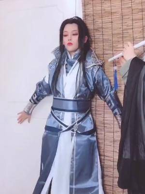 同好召唤令 cos 杀破狼 抖音动漫 只要能打得过我爸,那我就是你的了