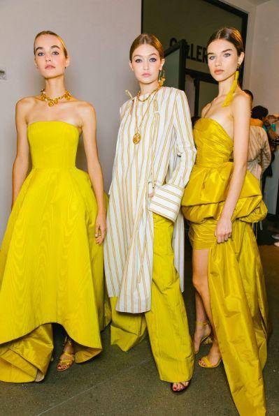 惊艳的法国时装秀2005 7829aa807d0242c1b30003a12606c307.jpeg