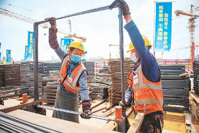 建设者|全国两会凝聚决战决胜的强大力量