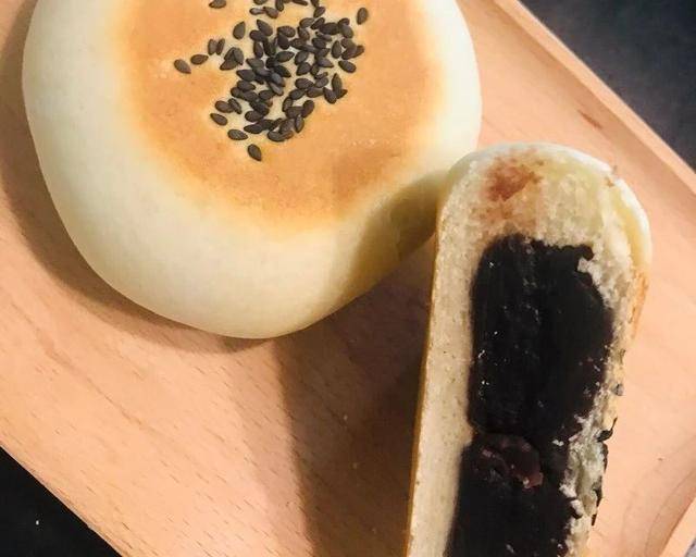 超高人气的日式红豆包,松软可口甜度刚好