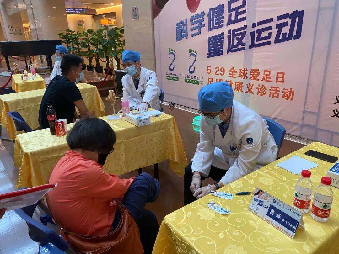 患者王建安教授心脏“换门”术直播预告！“新冠特效药”瑞德西韦再添临床证据；帕金森病的疾病修饰治疗是否已见曙光？| 广济一周