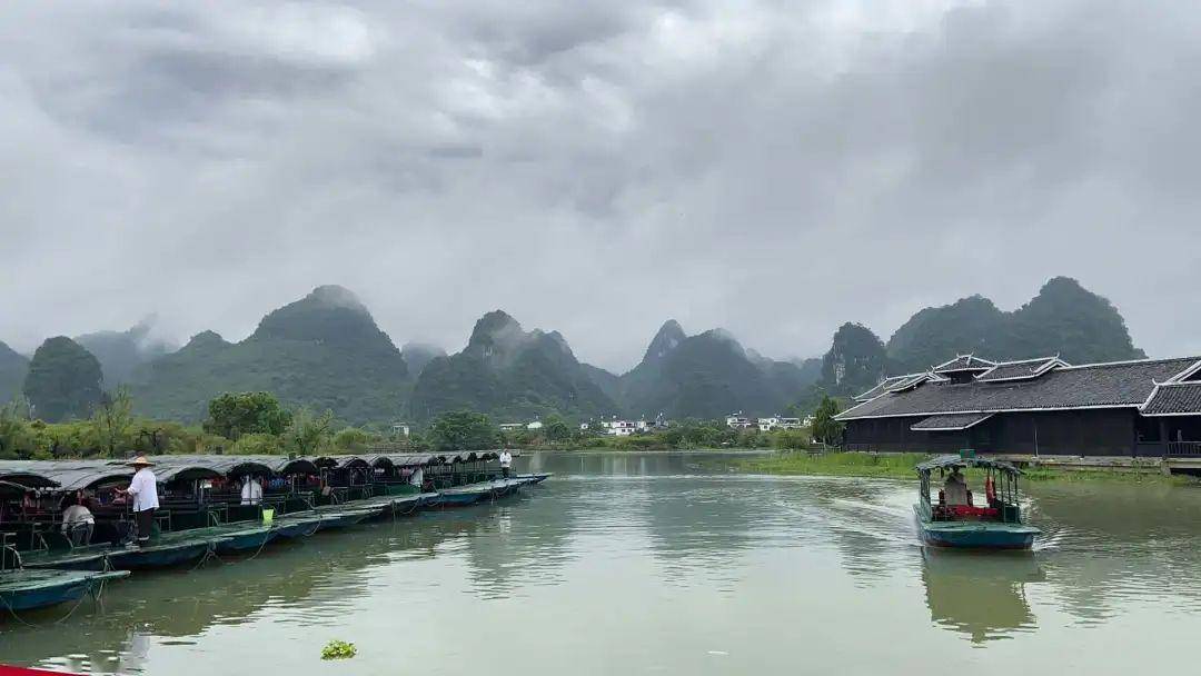 世外桃源景区恢复开园迎客,风景美到窒息!