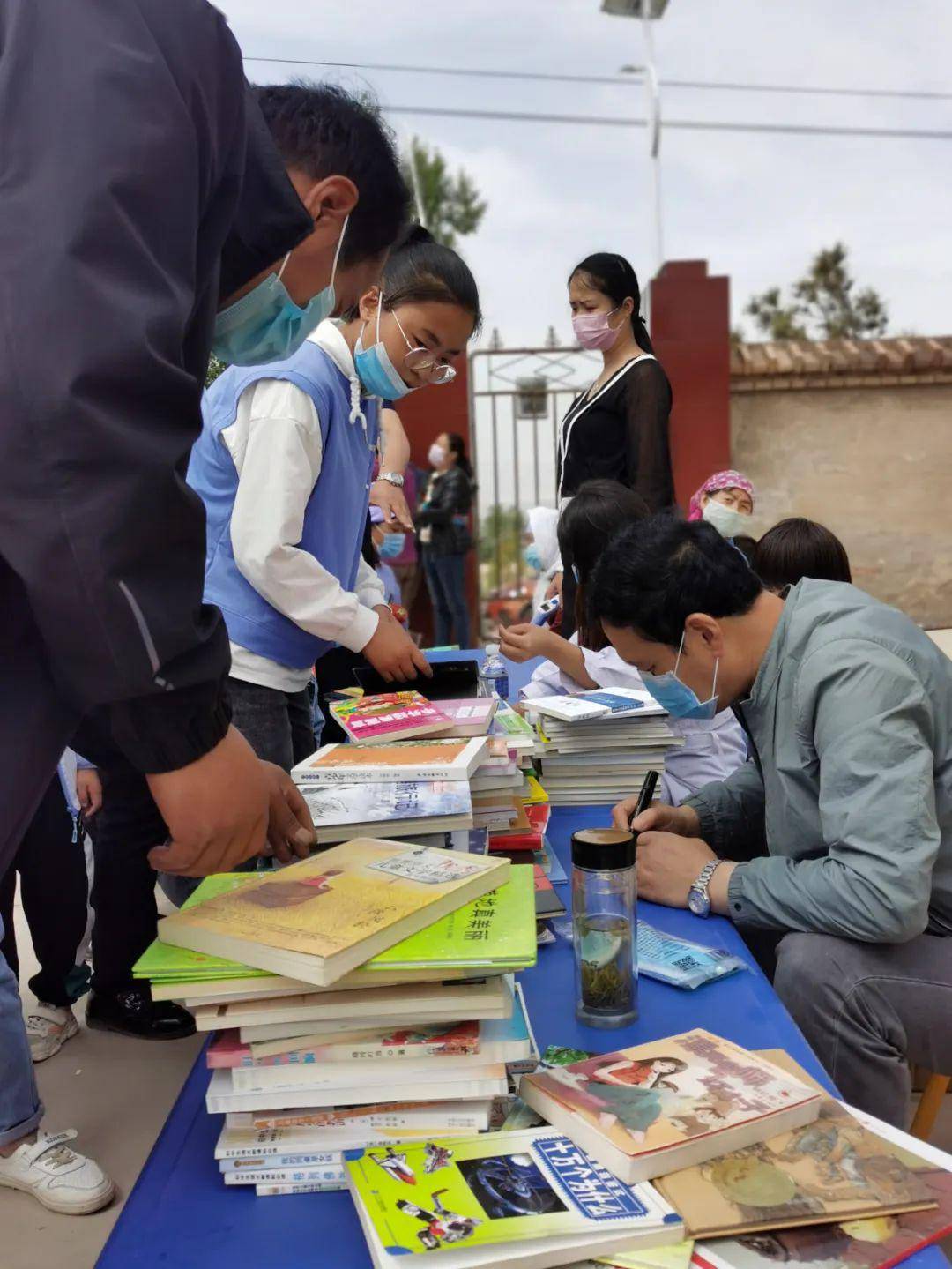 9d99dba1f698465fad0ecad8cddbb172.jpeg