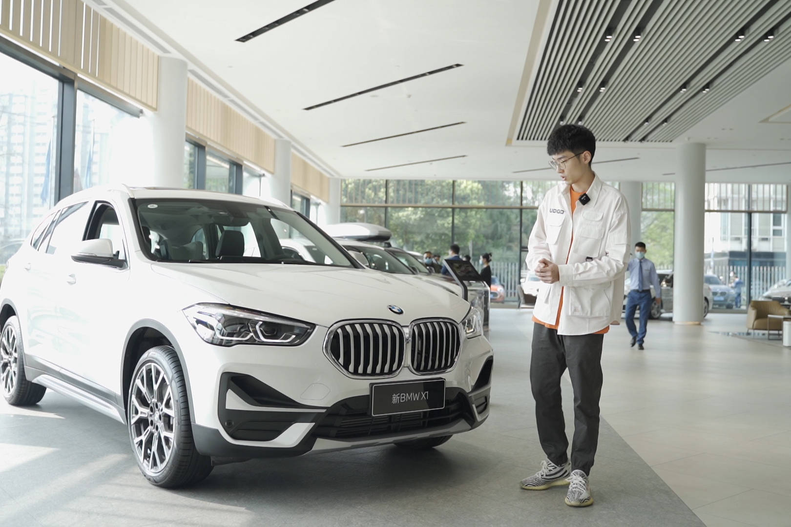 手握20多万预算，你会选择宝马X1还是普通品牌SUV？