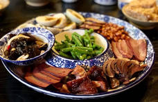 河南人的“老三样”下酒菜，尤其最后一道，没吃过的算不上河南人