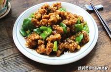 炸肉段时，下锅后别急着捞，我每次都多做这一步，肉段入味又酥脆