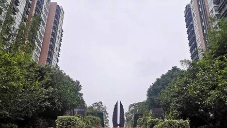 万万想不到！河西2家小区，房价差2万/㎡，竟是因为……