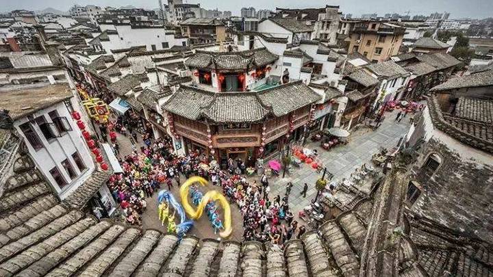 你喜欢去乡村旅游吗?