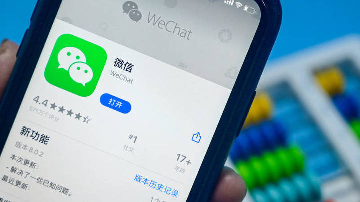 女生毕业删除90%同学,被骂有病,你觉得她是塑料同学情吗?