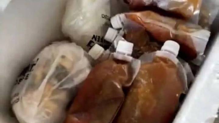 妈妈给女儿寄15包螺蛳粉并叮嘱她,请同学一起吃,不要卖钱,你能接受吗?