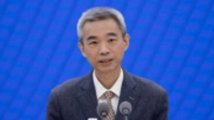 你还要戴口罩吗?