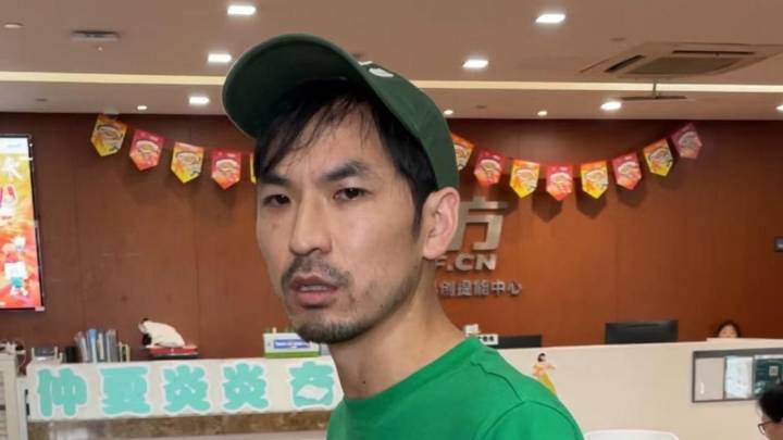 网红“铁头”扬言要让补课行为在杭州“断根”,你如何看待他的行为?