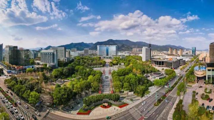 你支持把文化软实力转化为经济硬实力吗?
