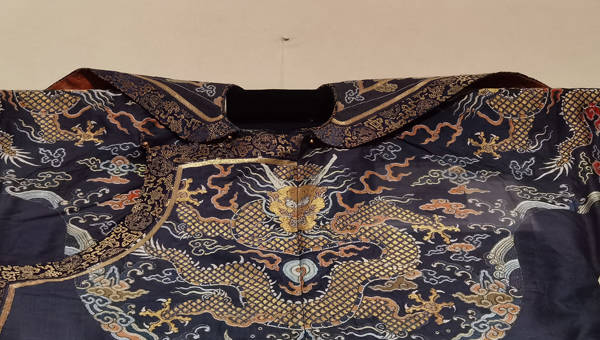 清代皇帝最隆重的礼服竟然不是黄色的