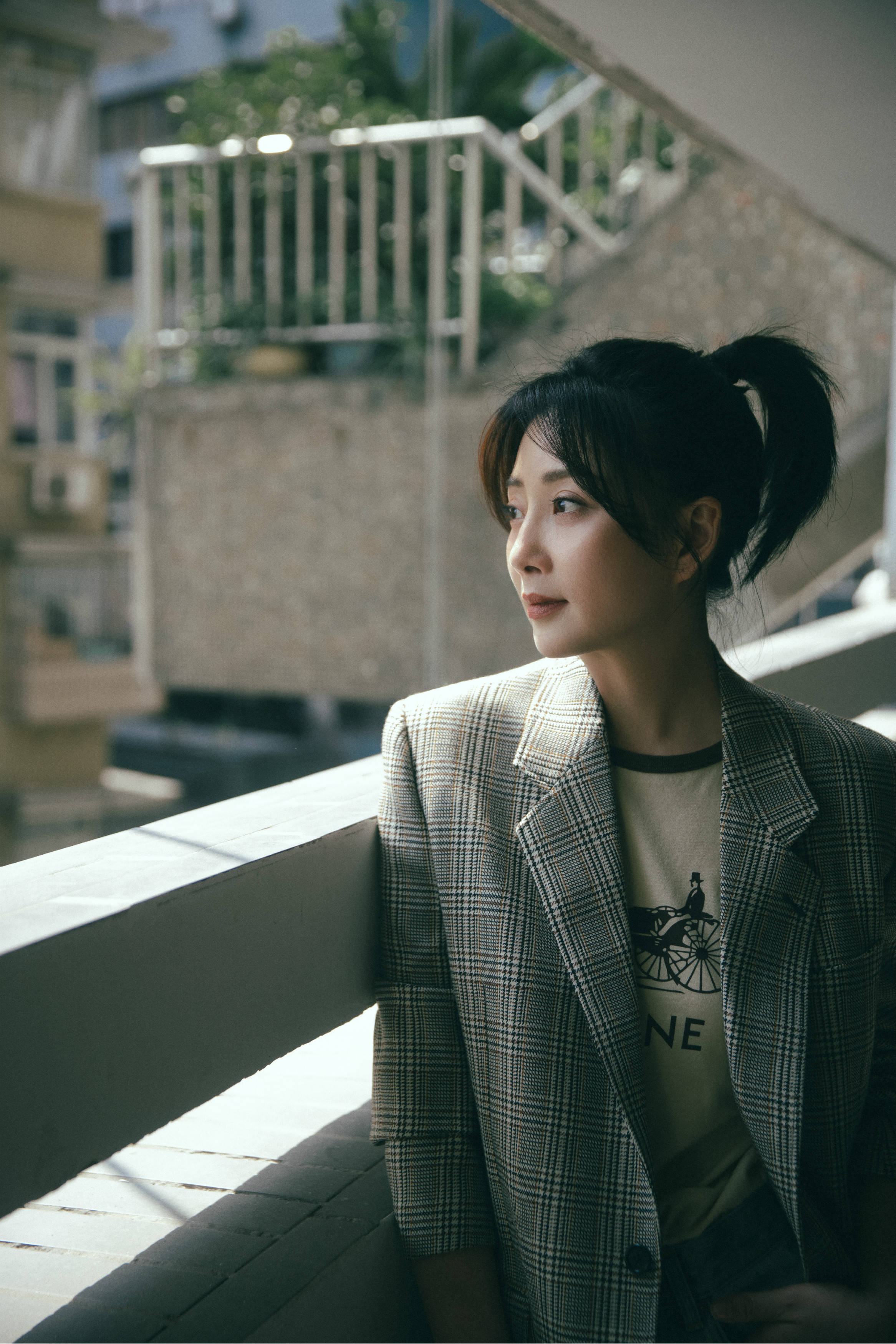 据悉,由殷桃主演的电影《阳光姐妹淘》将于6月11日全国上映.