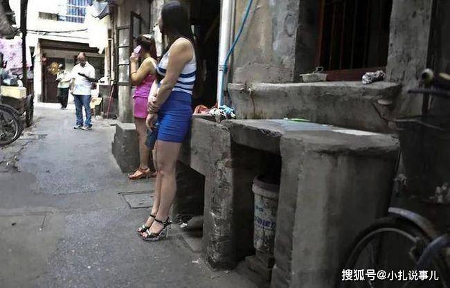 穷鬼嫖客欺骗卖淫女并和其发生性关系后赖账是否构成犯罪