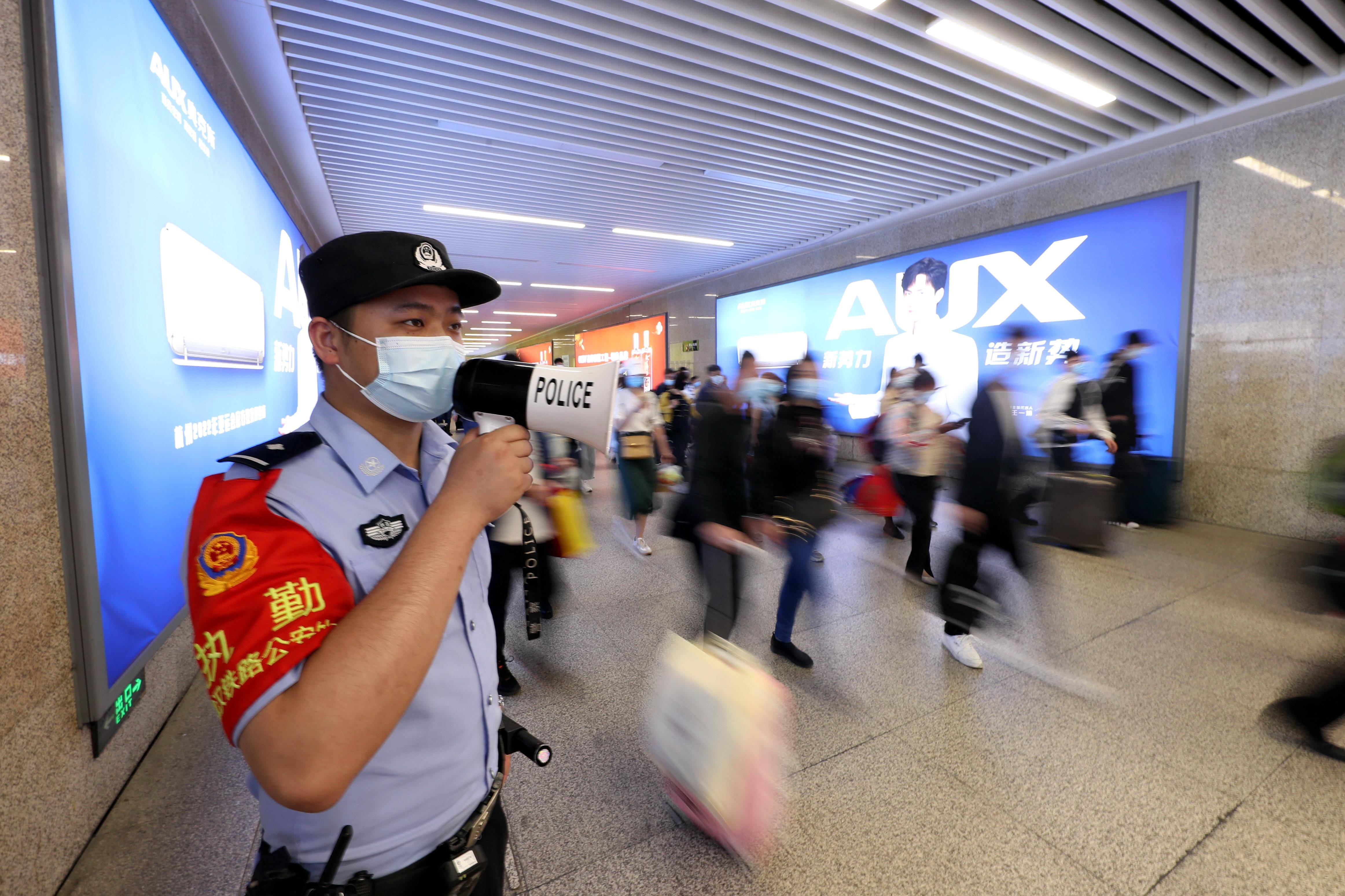 全国铁路公安机关"五一"假期 破获刑事案件86起抓获网上在逃人员274人