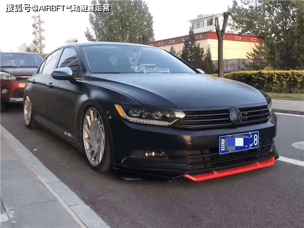 李洋讲述迈腾b8airbft气动避震改装的低趴梦