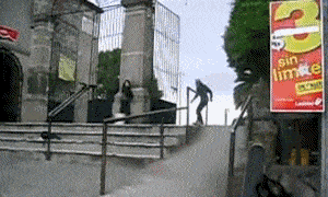 原创搞笑gif图:别吹牛了,你篮球打的还不如老鼠你信不信