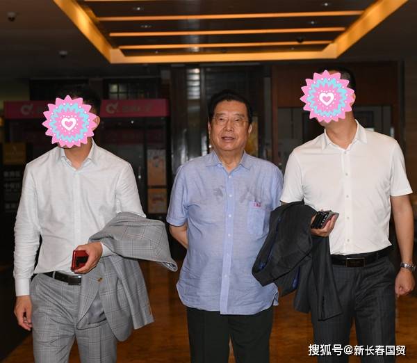 82岁歌唱家李双江近照曝光,笑容和蔼满面红光状态好