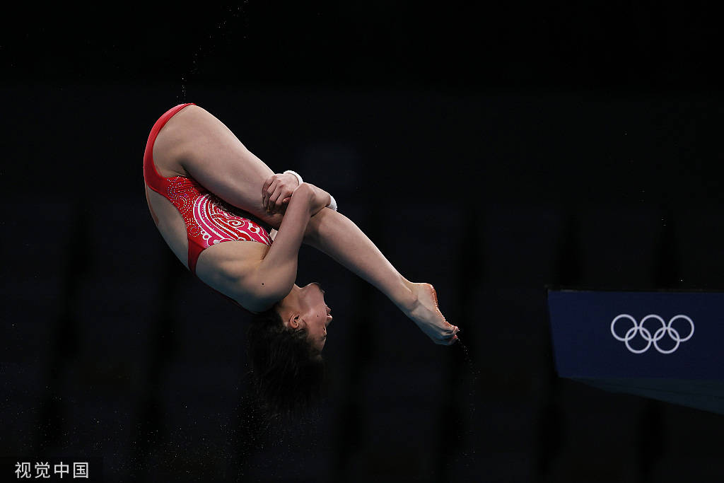 高清:跳水女子单人10米台决赛 全红婵陈芋汐出战