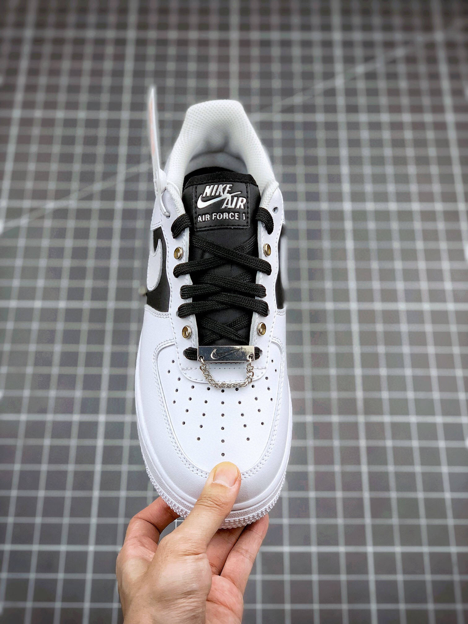 耐克空军一号黑白 nike air force 1 low 金属银扣运动鞋