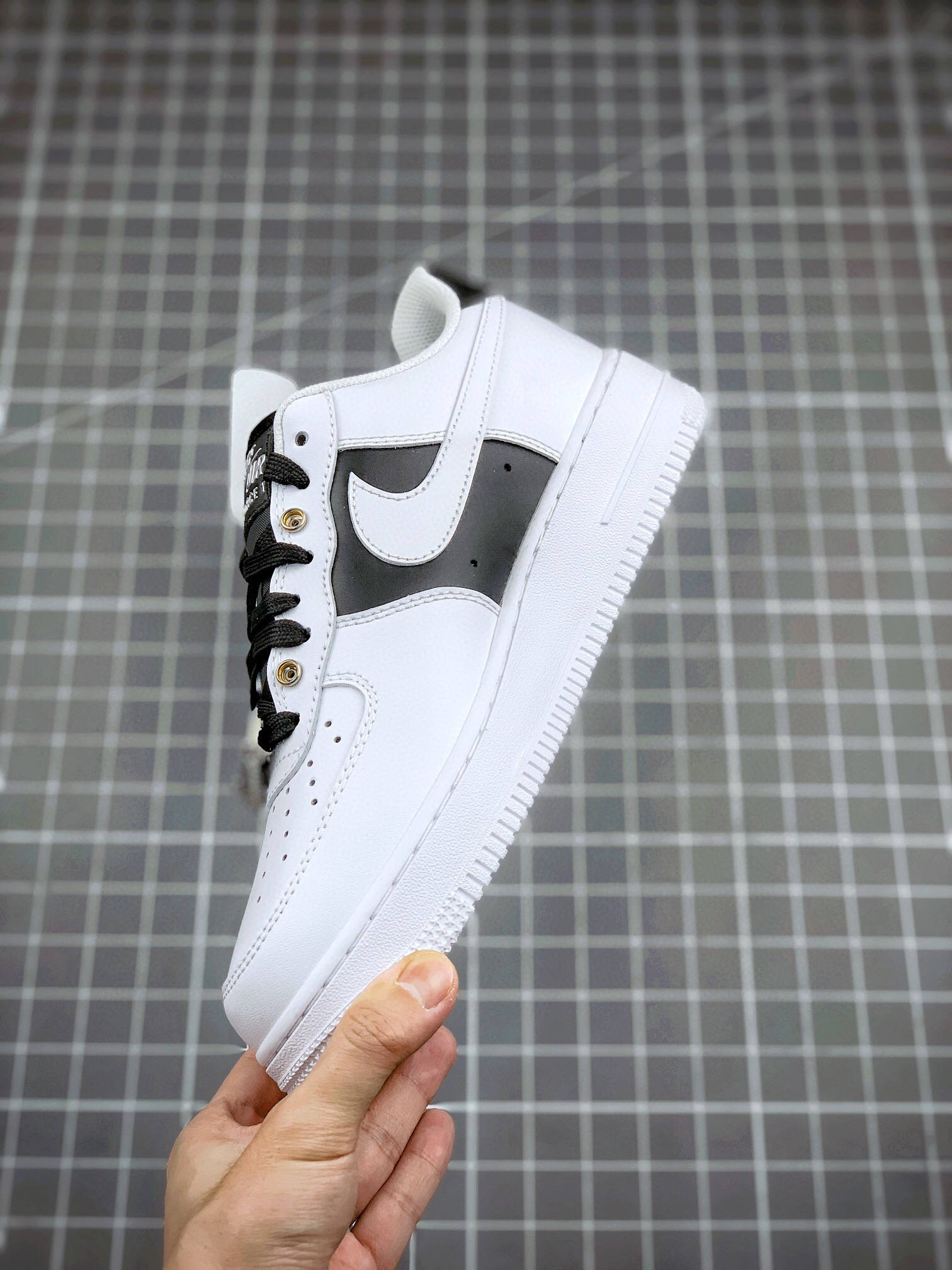 耐克空军一号黑白 nike air force 1 low 金属银扣运动鞋