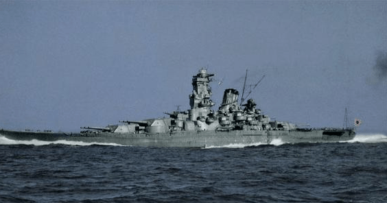 二战时期的日本大和号战列舰的舰炮威力如何?_发炮弹