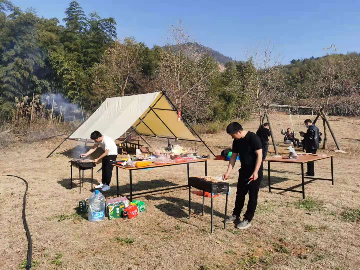 上海公司团建聚餐户外烧烤拓展训练一日活动