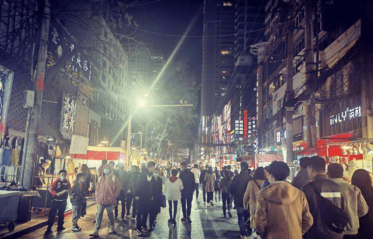 兰州张掖路步行街要开夜市了_永昌路_摊位_南关