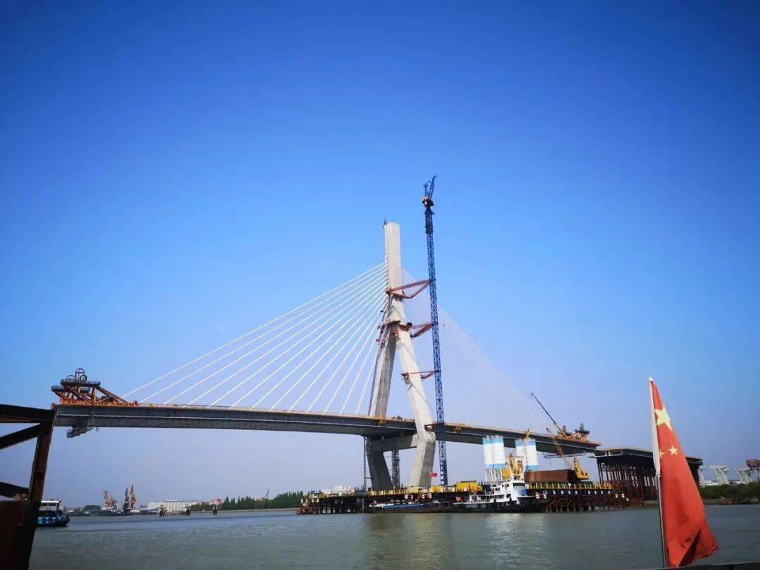 闵行这座横跨黄浦江的大桥预计年内通车,通行时间缩短
